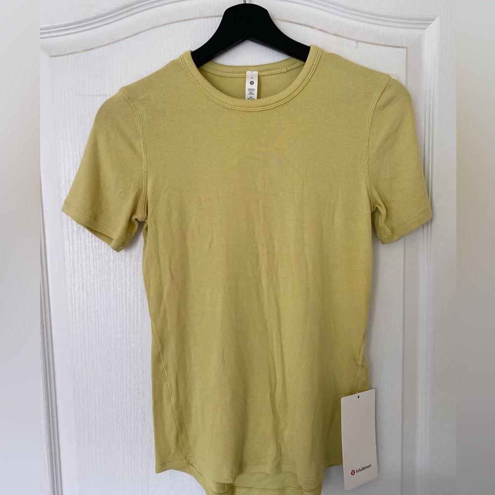 Lululemon Hold Tight Short Sleeve Fiye
